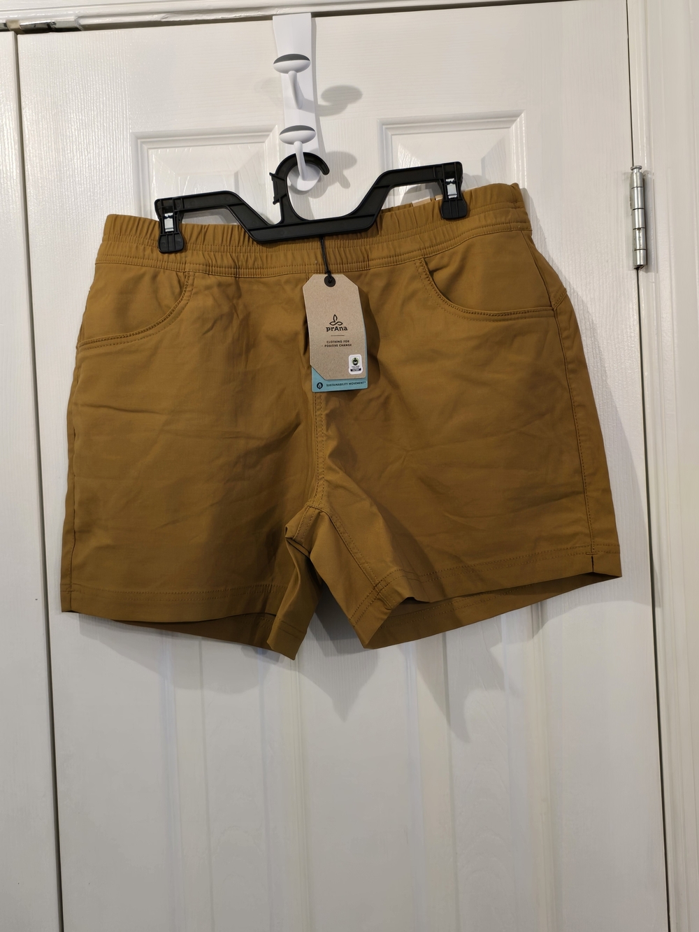 Prana Halle E-Waist Shorts II Antique Bronze - Women's 14